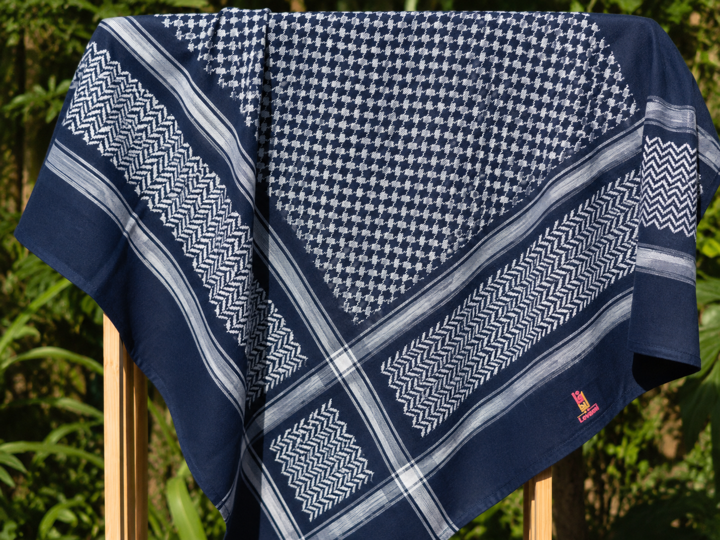 Keffieh soft — Bleu marine & beige sable