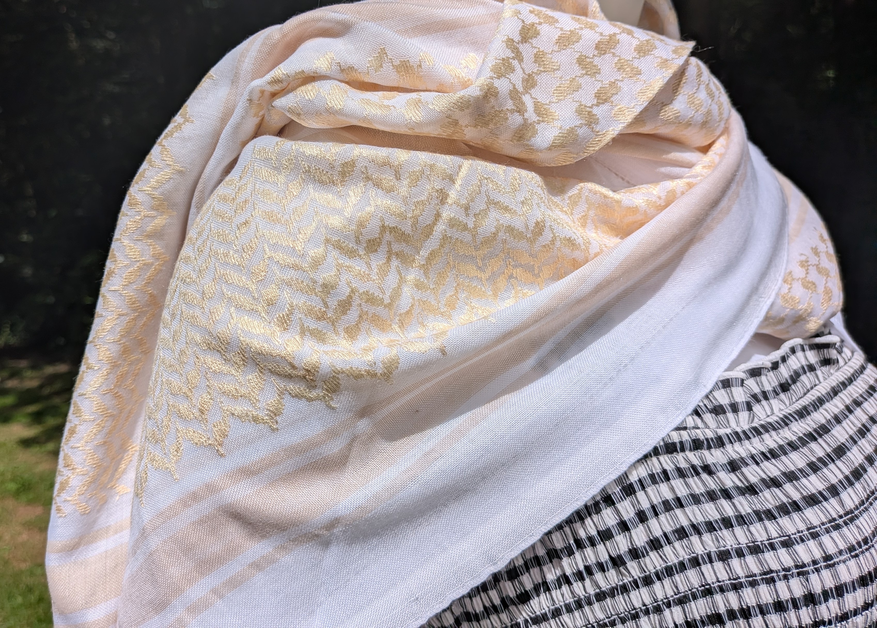 Keffieh soft — Blanc & beige sable