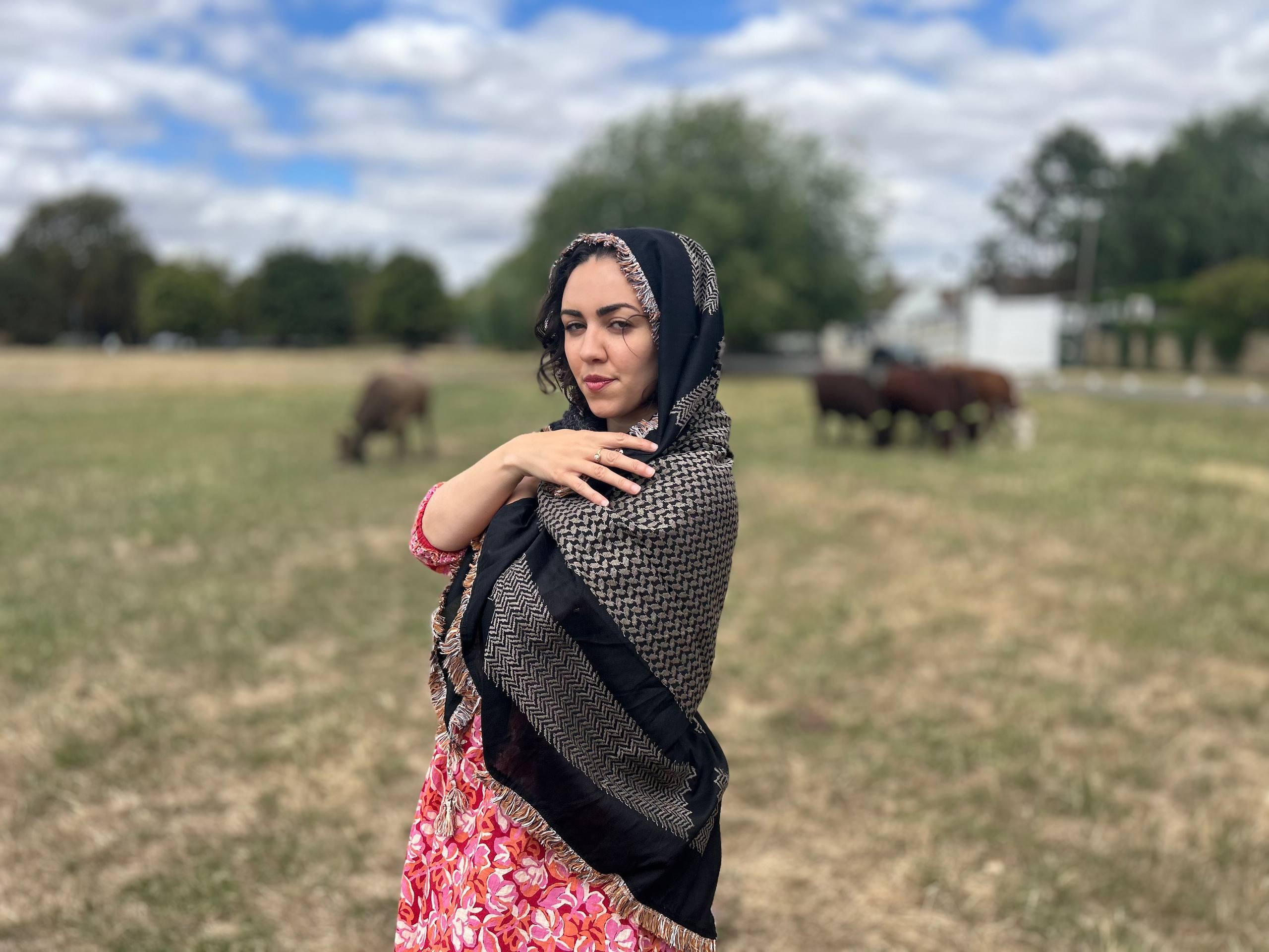 50-inch Keffiyeh — Black & taupe