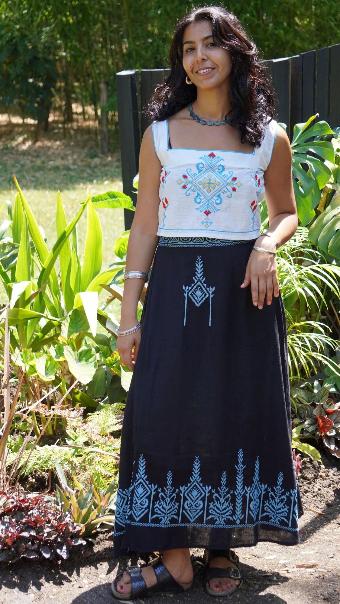 Détail de broderie tatreez sur pièce Levami.